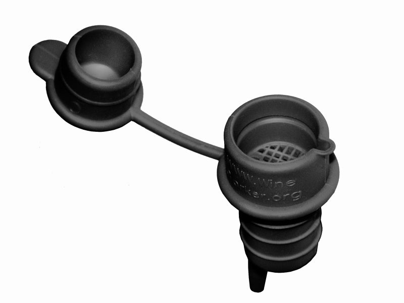 Haley's Corker Black 5-in-1 Wine Aerator, Stopper, Pourer, Filter and Re-Corker, 4-Pack - Image 4